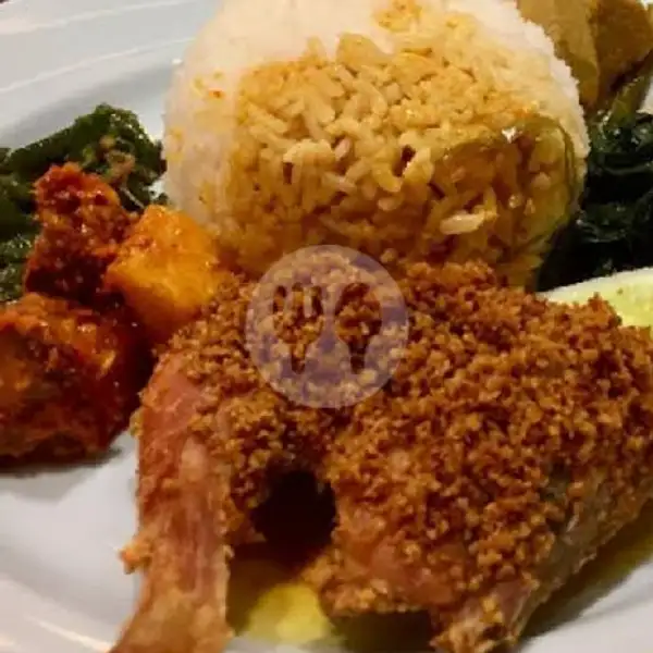 Nasi Ayam Goreng KOMPLIT | Nasi Padang RM Sinar Family