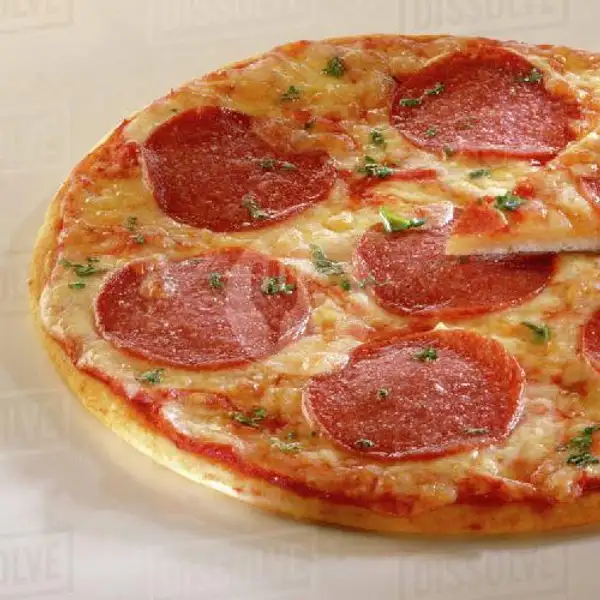 Pizza Salami(28cm) | Oregano Kitchen, Canggu