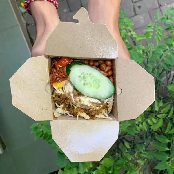Rice Box Size L + Lemon Tea | Ayam Guling Suweca, Sesetan Raya