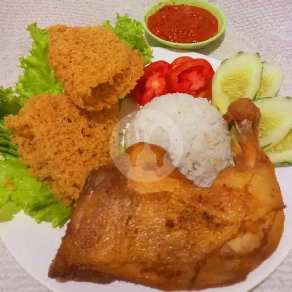 Nasi Sambelan Ayam Goreng Cremes | Sambelan Bu Siti, Kebraon 2 Gg tomat no 24,Kel.kebraon,kec.karang Pilang