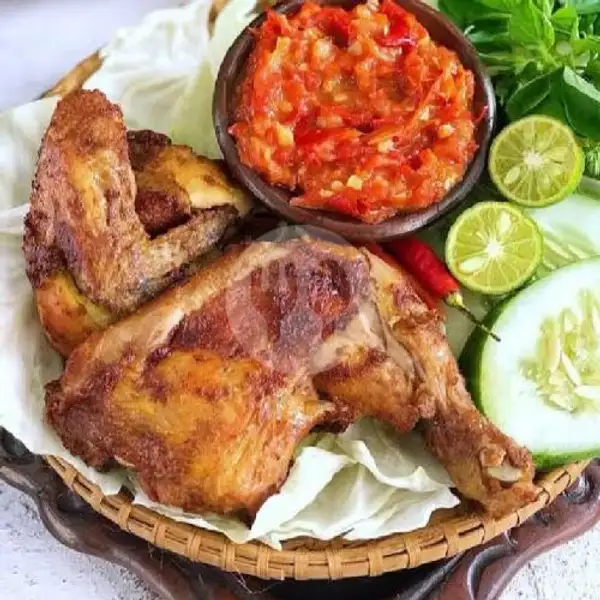 Lalapan Bebek Shiola Tanpa Nasi | Ayam Geprek Ria, Kanigaran