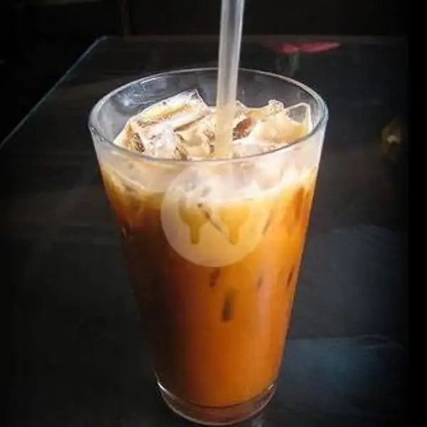 Thai Tea Latte Ice Or Hot | Shaokao 798 Renon, Denpasar
