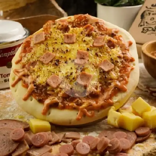 Pizza Sosis + Smoked Beef Moza | Pizza Apa Ya