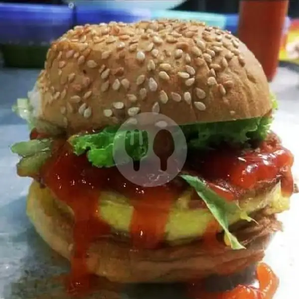 Burger Daging Ayam Mix Telur Mata Sapi | Home Burger 