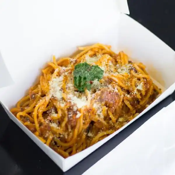 Spaghetti Bolognese | Sugar & Spice - Aston Kuta Hotel & Residence