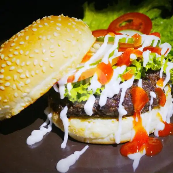 Beef Burger | Loka Brew