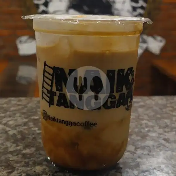 Kopi Susu Gula Aren By Naik Tangga Coffee | Penyet Bilik Kak Yo, Puspanjolo