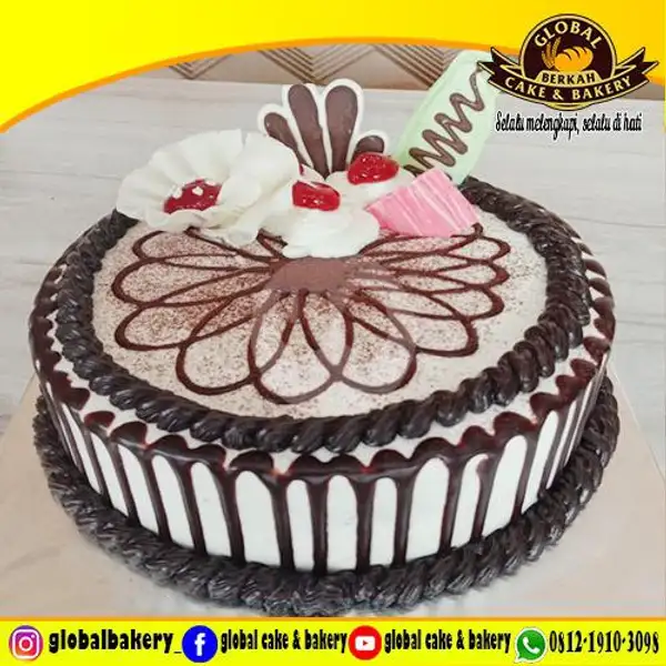 Black Forest (BF 21) Uk18x18 | Global Cake & Bakery,  Jagakarsa