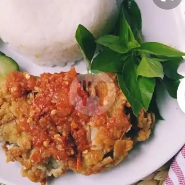Ayam geprek Sambal Teri Istimewa | Dapur Mama Ky, Taman