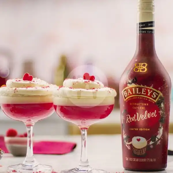Baileys Red Velvet 700 Ml + Free Schweppes Tonic | Vhanessa Snack, Beer, Anggur & Soju, Puskesmas