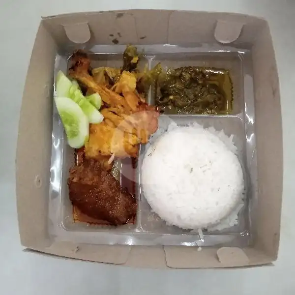 Nasi Box+Ayam+Rendang | Rumah Makan Padang SINAR RIZQY