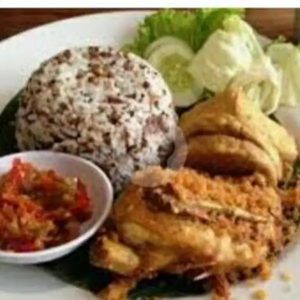Paket Tutug Oncom Ayam Sarundeng | Sapa Food and Drink, Tanjungkamuning