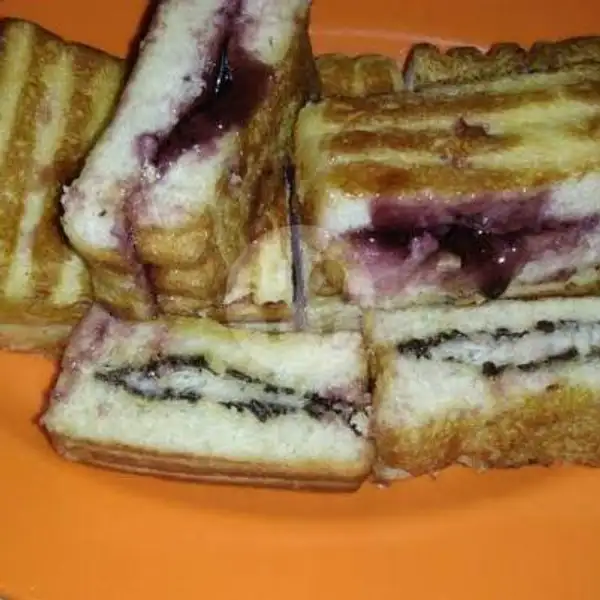 Blue Berry Coklat | Roti Bakar Bandung Dilan, Jl. Teratai