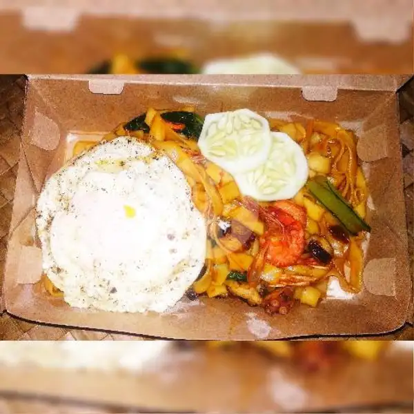 Mie Kwetiaw Seefood+ Minuman | Lapau Nasi Udang Kelong, Padang