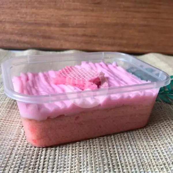 Pink Lava Dessert Box | Cherlin Bakery, Pedurungan