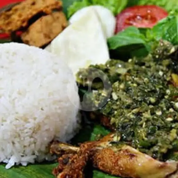 Nasi + Ayam Penyet | Moms Kitchen Sukapada