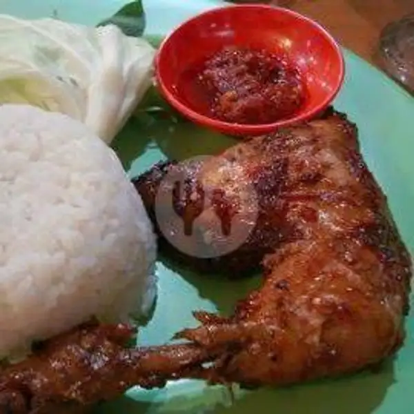 Ayam Paha Penyet + Nasi ( Tempe Goreng+ Lalapan+sambal+ Free Es Teh Tawar) | Kedai Mba Wati, Haji Nasir