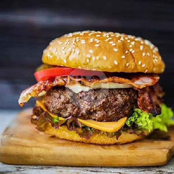 Burger Berto Double Beef Patties Bbq GOJEK TERUS | Burger Berto, Karangploso