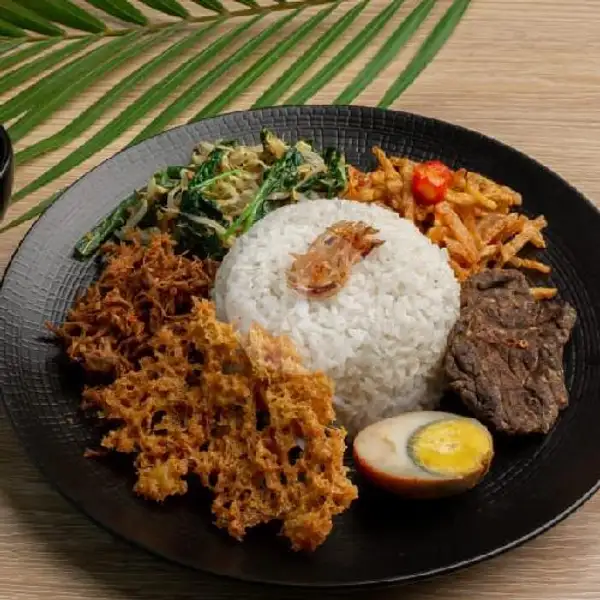 Nasi Campur Sapi + Kuah Undis | Ayam Plecing Kampung, Denpasar