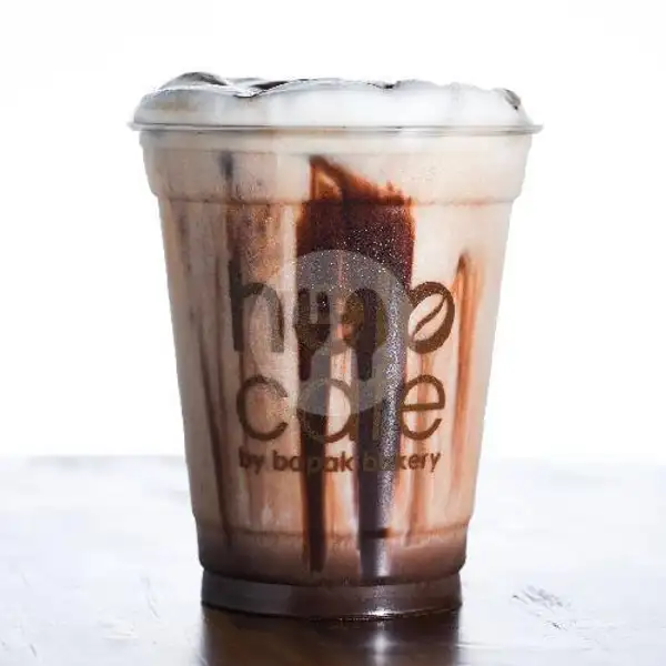 Iced Mochaccino | Helo Cafe by Bapak Bakery, Sudirman