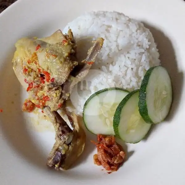 Nasi Lodho Ayam Kampung |  Dapur Halal - Ayam Betutu, Lodho, dan Sup