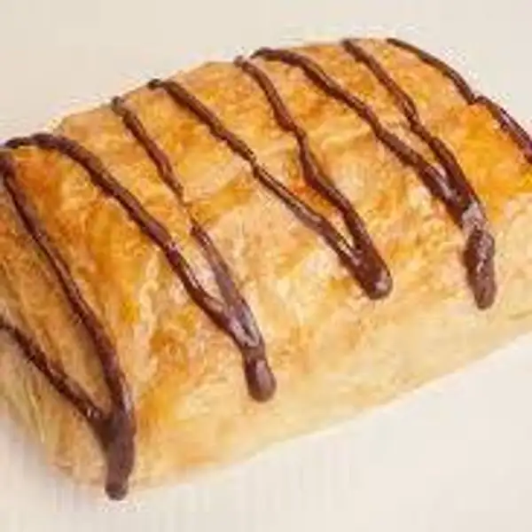 Chocolate Croissant |  AmoraCoffee, BOSS Depok