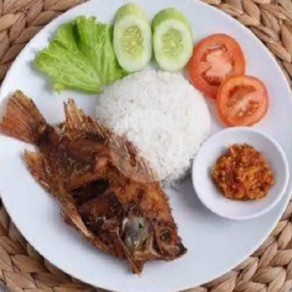 Paket Nasi+ikan Mujaer | Warung Lalapan Sambal Mentah
