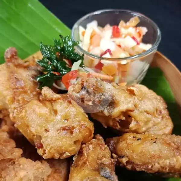Sayap Ayam Renyah Sc Mangga | Swiss-Belinn Panakukkang Makassar, La Pizza
