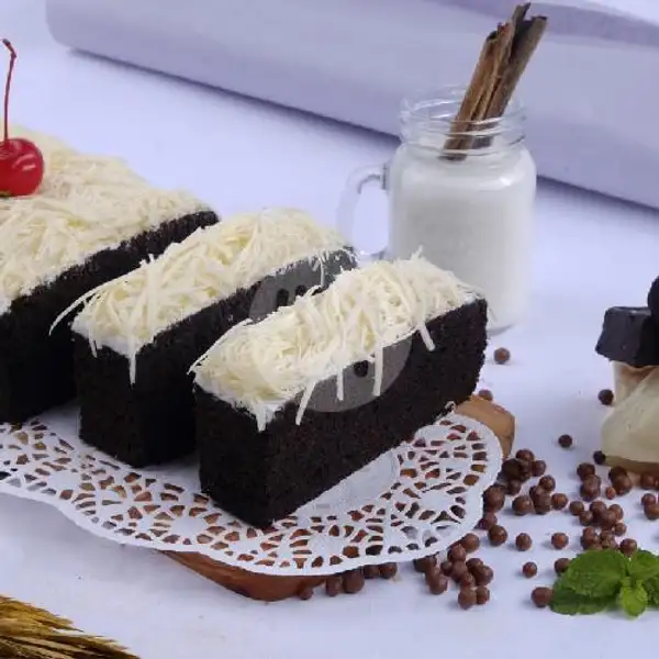 Lapis Tm Brownies Keju | Toko Brownise, Denpasar