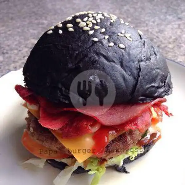 Smoke Beef Burger Hitam | Waroeng Ben