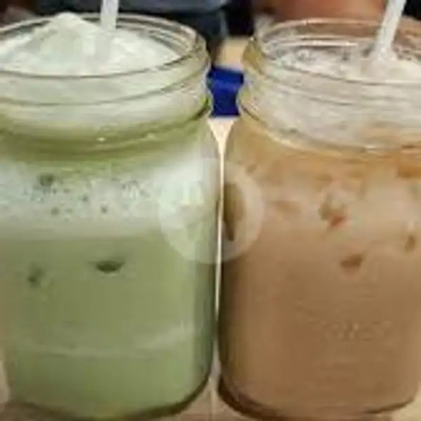 Green Tea Tarik Cold | Canai, Kebab dan Teh Tarik Angkringan Kedai Lawas, Denpasar