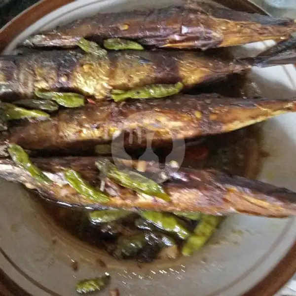 Nasi Ikan Asap Pg 2sayur | Warung Pak Kumis Mangga Besar 13, Sawah Besar