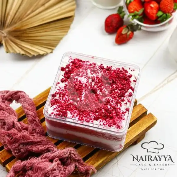 Dessert Box Red Velvet | Nairayya Bakery