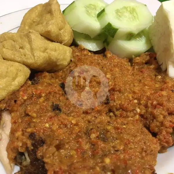 Ayam Geprek + Nasi Khas Lampung | Depot Tapis Berseri Masakan Khas Lampung, Kelayan A