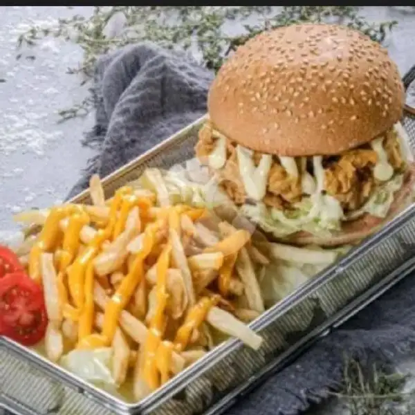 Combo Chiken Burger | La Petit Burger Dan Pasta, Kec Andir.Kel.garuda