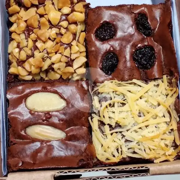 Brownies Skat mini isi 4 | Brownies My Fas, Cijawura Hilir