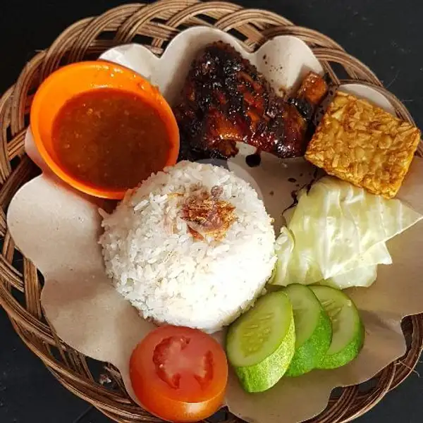 Ayam Bakar + Nasi + Sambel Warung Cinta | Waroeng Makan Cinta, Gumilir