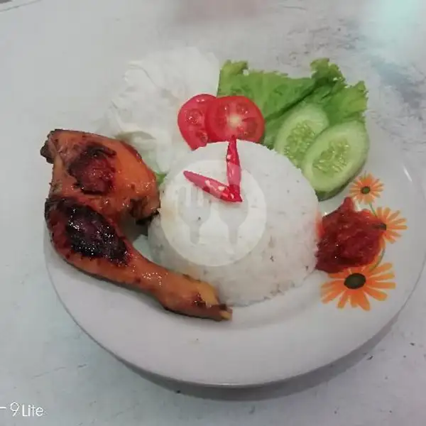 Ayam Bakar Ningrat | Ayam Goreng Ningrat