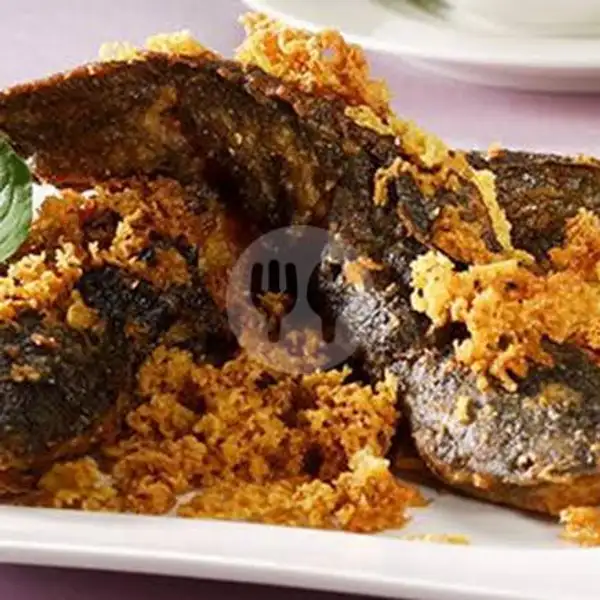 Lele Kremes Big + Nasi | Pecel Lele Ayam Kremes Ayah Jenggot Abi, Duren Sawit