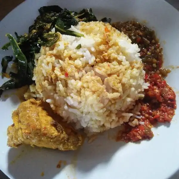 Nasi Telur Ikan Gulai/Kare + Kuah + Sayur + Sambal | Masakan Padang Sari Raso Murah Meriah, Genteng Biru