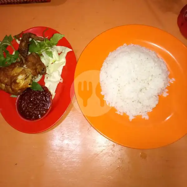 Nasi + Ayam | Nasi Uduk Tiga Saudara, Pekanbaru