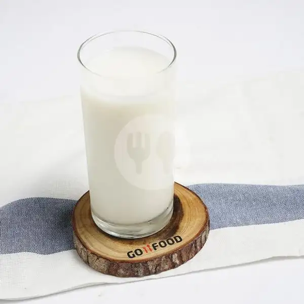 Es Susu Putih | Pecel dan Rawon, Merapi