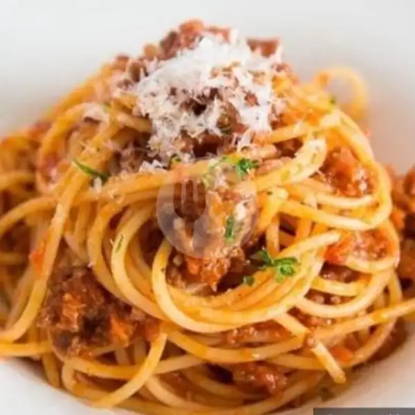 Spaghetti Cheese Bolognese | Tingki Rice Box Take Away, Penjaringan