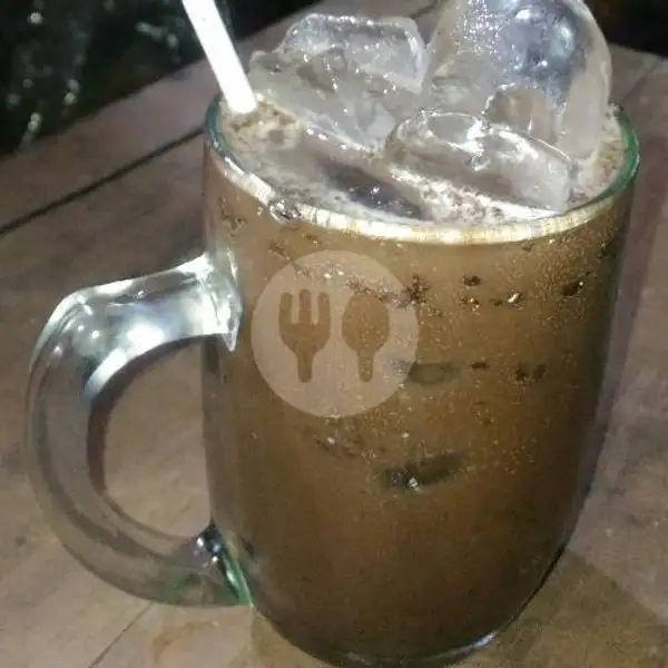 Tora Cafe Caramellove Es / Panas | Angkringan Lincak Solo, Ir Juanda