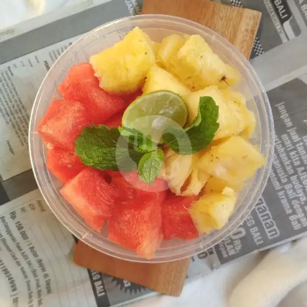Snack Fruit Watermelon Pineapple | Healty Smoothies & Toast, Denpasar