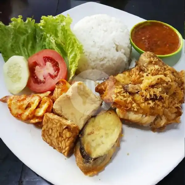 Nasi Putih Ayam Penyet Komplit Dada | Ayam Penyet Jakarta, Dr Mansyur