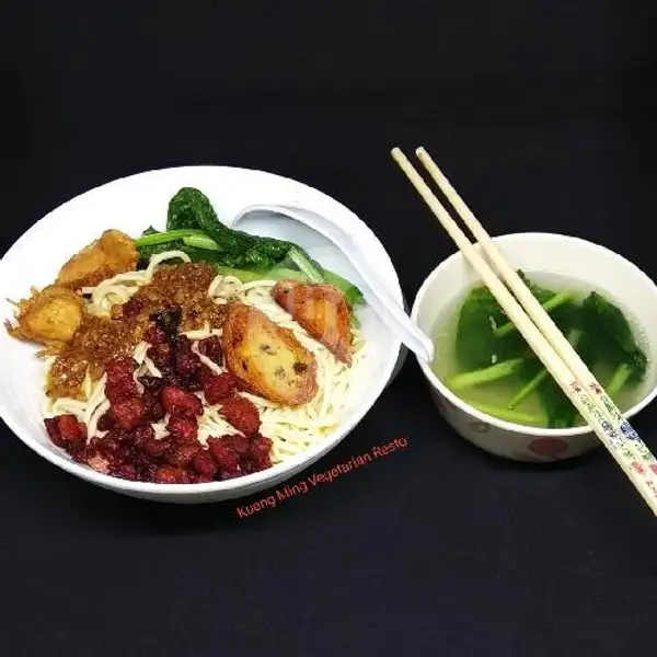 Mie Yamien Manis | Vegetarian Kuang Ming
