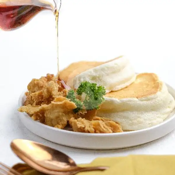 American Style Fried Chicken With Mapple Syrup Souffle | Kopi Pelipur Lara Head Quarter, Teuku Umar