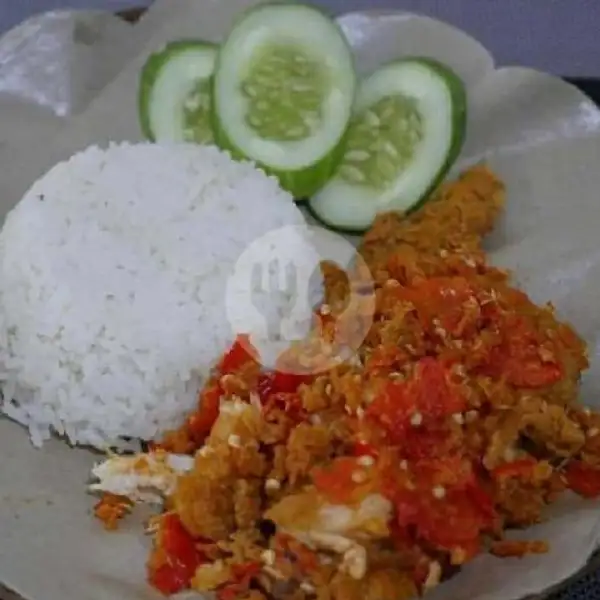 Ayam Geprek + Nasi + Es Teh | Piscok Mertua