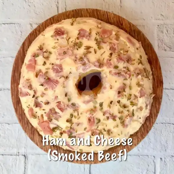 Ham And Cheese (Smoked Beef) | Donat Kentang, Renon